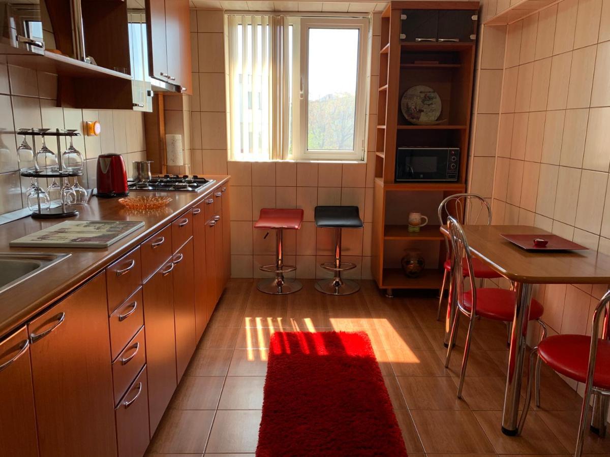 Ana Center Apartment Galati  Bagian luar foto