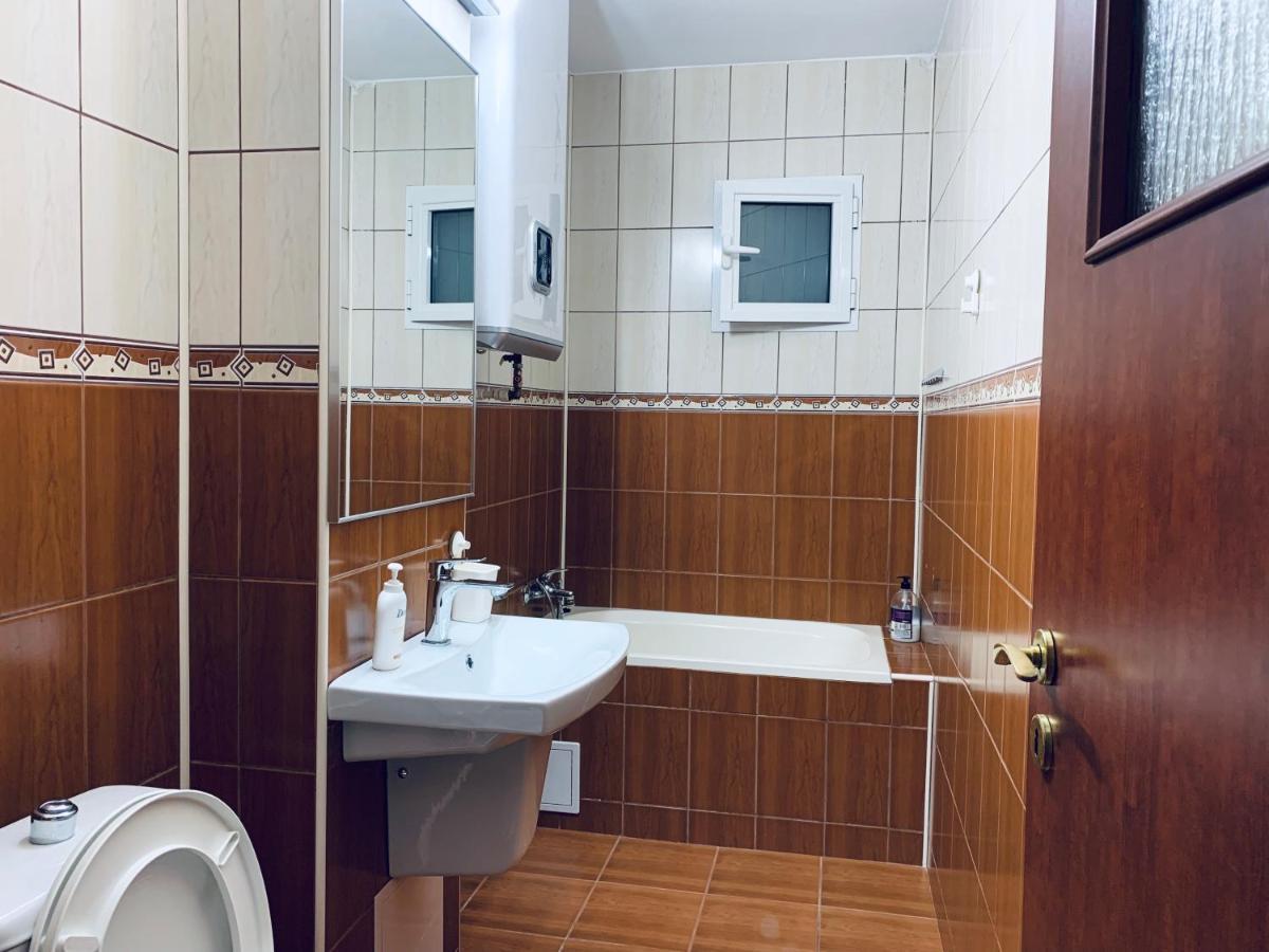 Ana Center Apartment Galati  Bagian luar foto