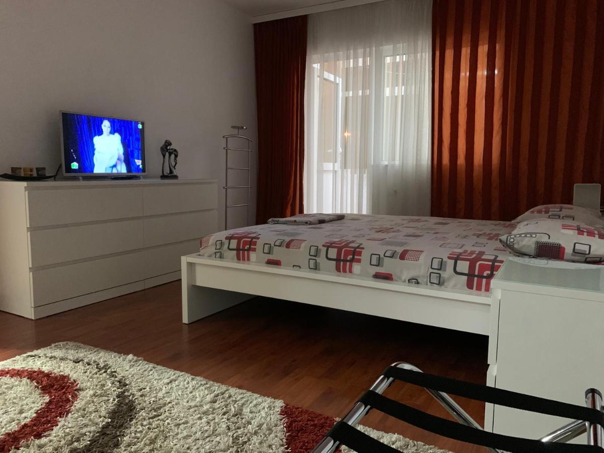 Ana Center Apartment Galati  Bagian luar foto