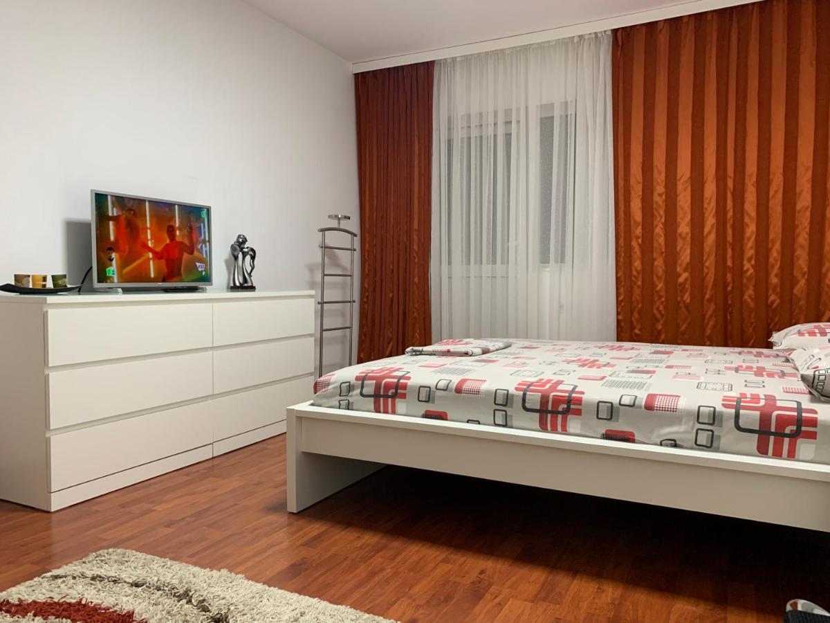 Ana Center Apartment Galati  Bagian luar foto