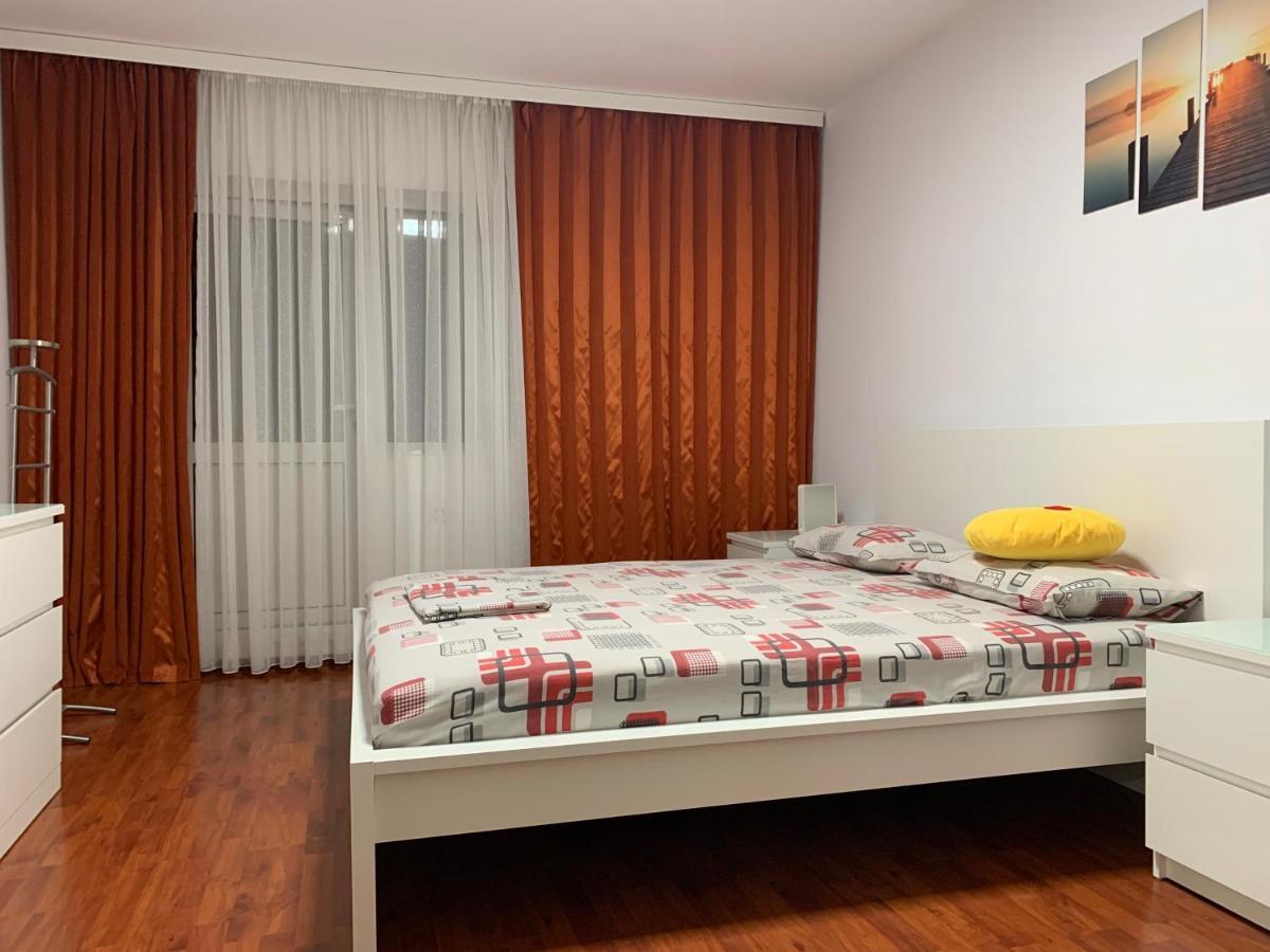 Ana Center Apartment Galati  Bagian luar foto