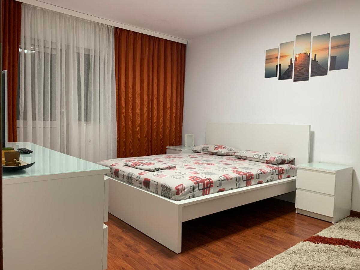 Ana Center Apartment Galati  Bagian luar foto