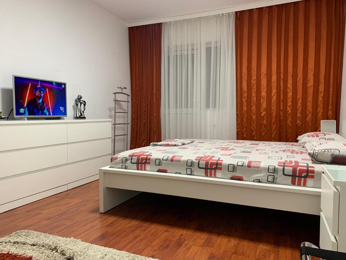 Ana Center Apartment Galati  Bagian luar foto